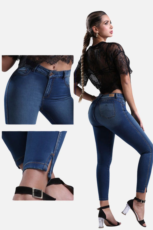 JEAN SKINNY CON ABERTURA EN BOTAPIÈ